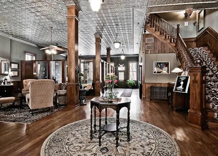 New Orleans Hotel Eureka Springs