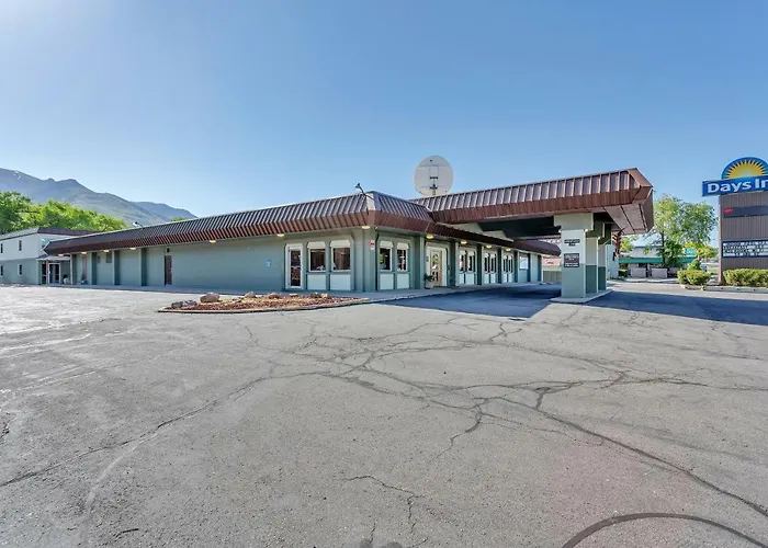 Days Inn By Wyndham Ogden