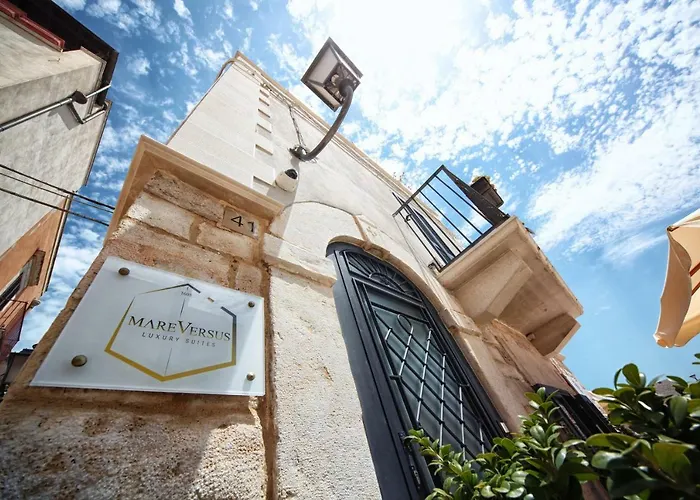 Mare Versus Luxury Suites