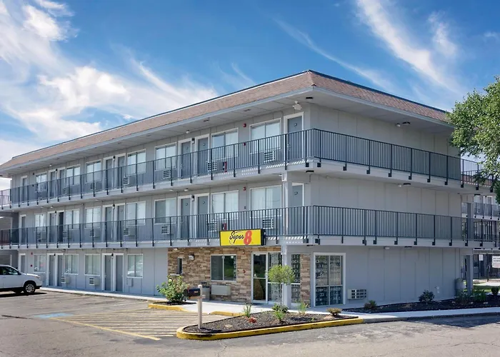 Super 8 By Wyndham Florence