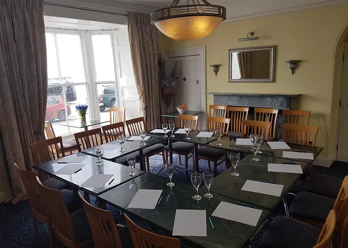 Gwesty'R Marine Hotel & Spa