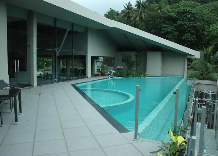 Niraamaya Retreats Samroha Athirappilly