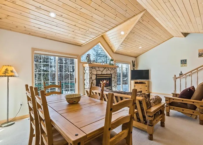 Schweitzer Ullr Retreat